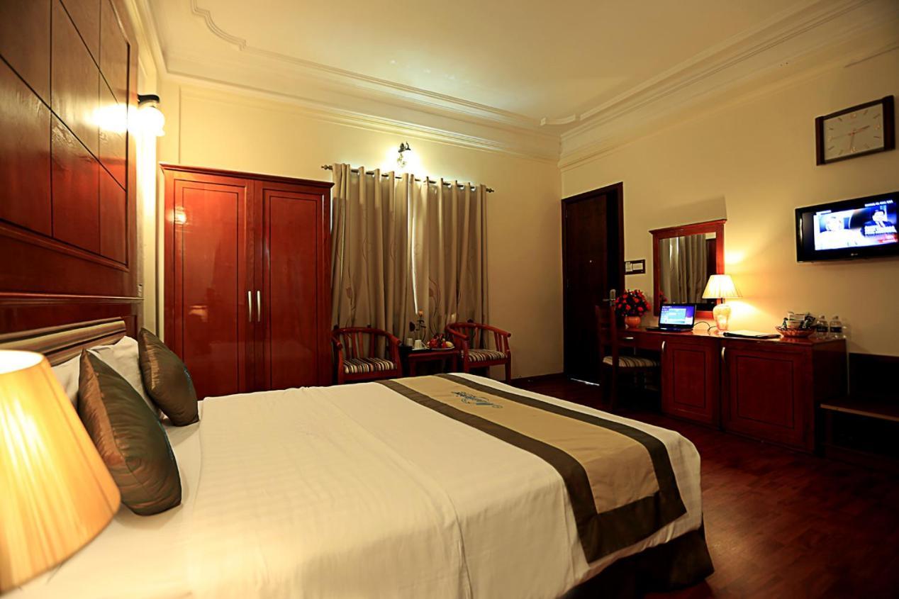 Moon View Hotel - 65 Cua Bac - By Bay Luxury Hanoi Exterior foto